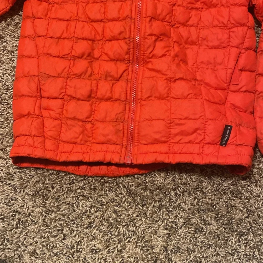 Used the north face, boy’s S or 7/8, Thermoball eco jacket - Picture 3 of 4